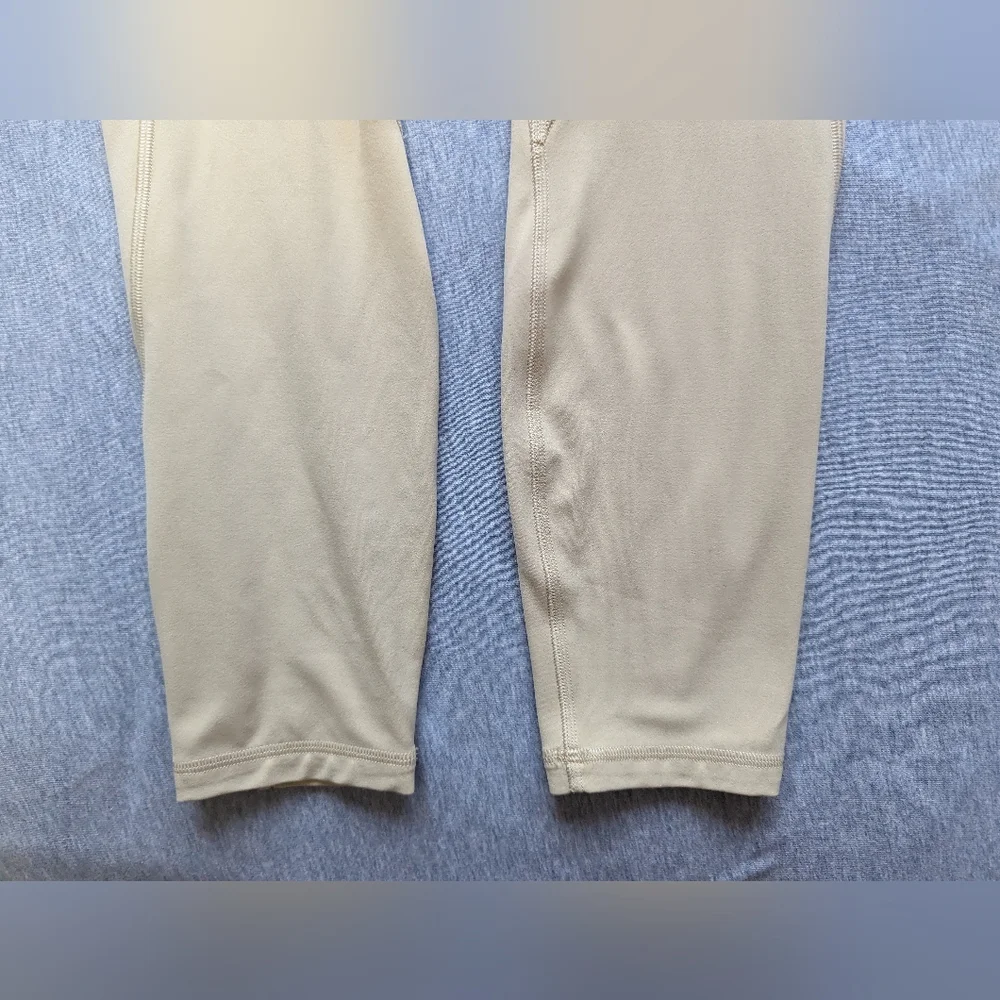 Lululemon Align High-Rise Pant with Pockets 25" in Prosecco - Picture 8 of 12